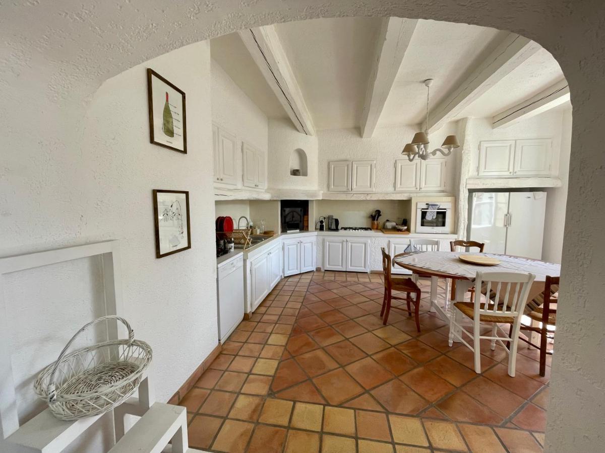 Notre Dame Des Anges Duplex